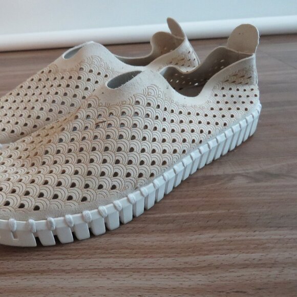 ILSE JACOBSEN Tulip 139 Slip On Perforated Cream Sneakers Shoes - Size 8.5 / 9 - Picture 3 of 15